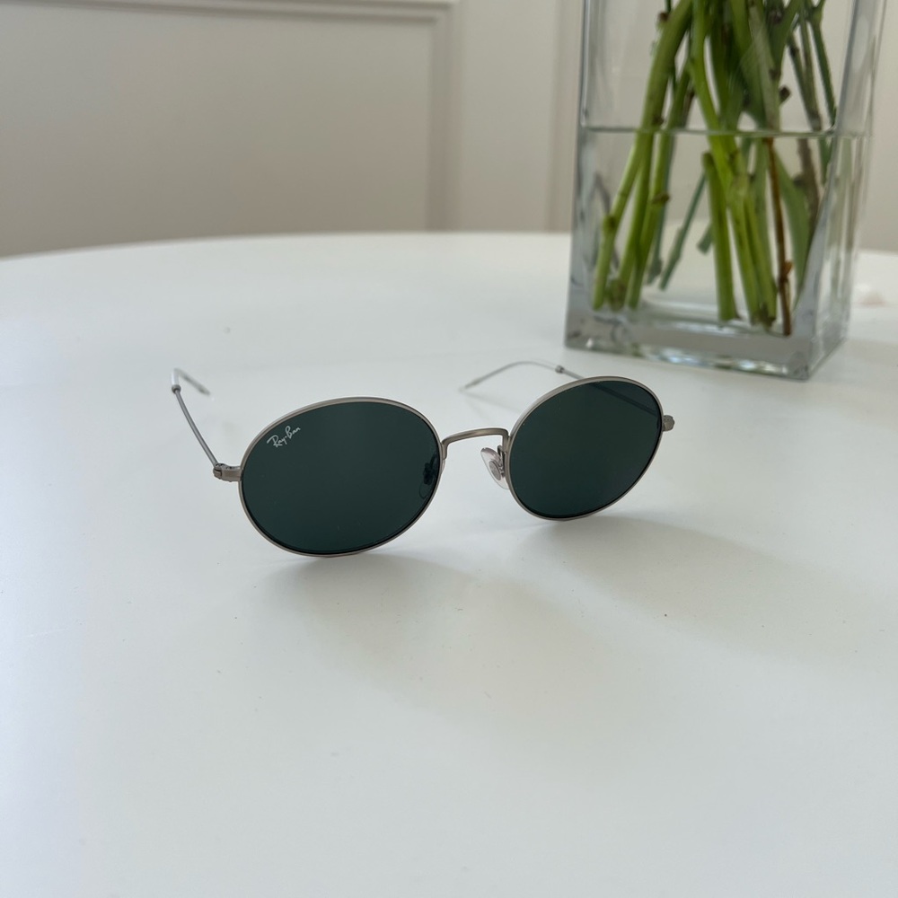 Ray Bans - Oval Glasses